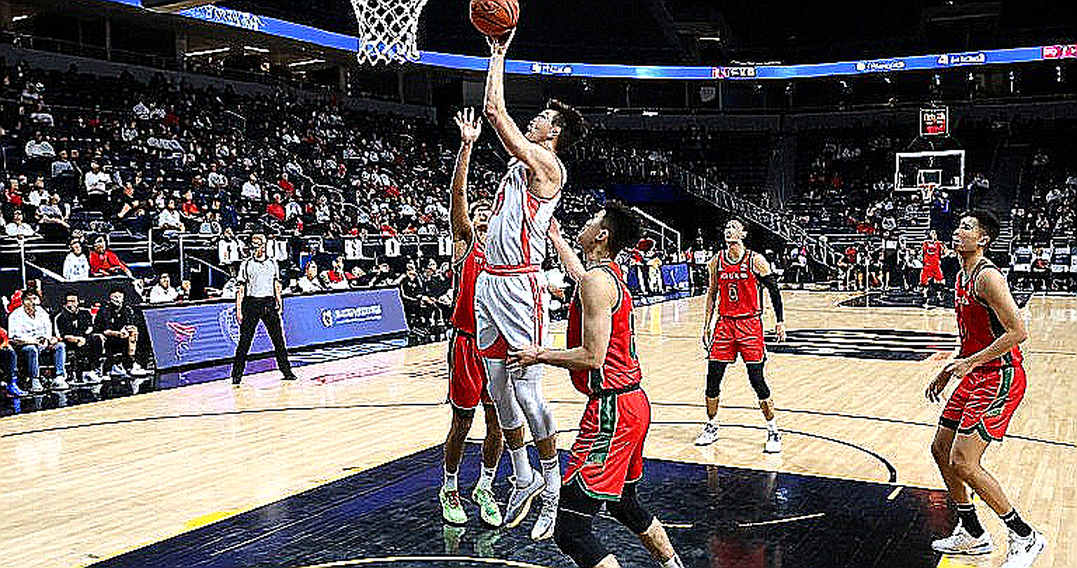 Jordan Nwora tỏa sáng, Sao Đỏ Belgrade vượt ải Milano tại bán kết Jordan Nwora tỏa sáng, Sao Đỏ Belgrade vượt ải Milano tại bán kết
