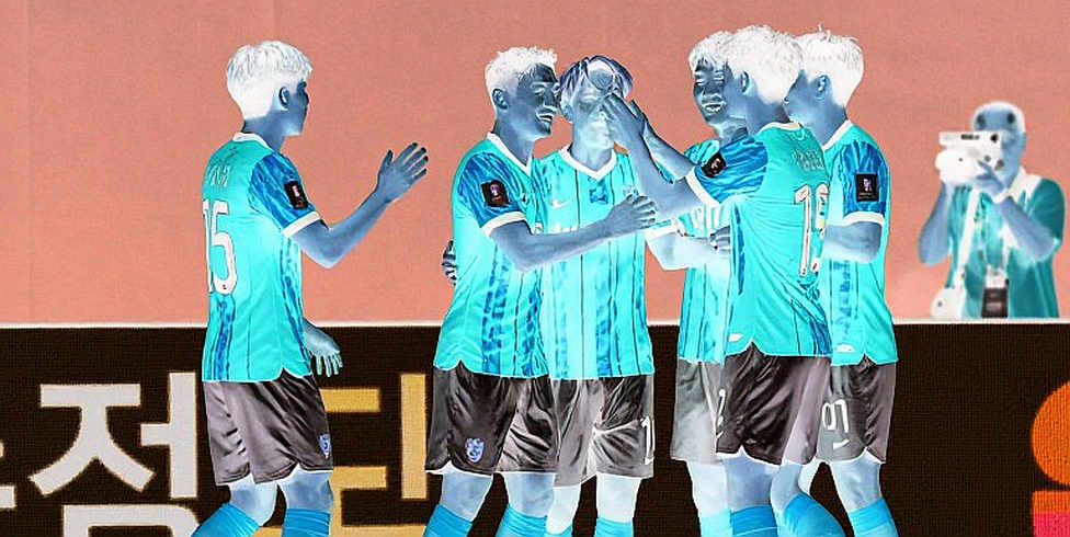Lautaro: 'Barcelona có đàm phán với tôi, nhưng tôi chọn ở lại Inter' – Phân tích chiến thuật và chiến lược chuyển nhượng Lautaro: 'Barcelona có đàm phán với tôi, nhưng tôi chọn ở lại Inter' – Phân tích chiến thuật và chiến lược chuyển nhượng