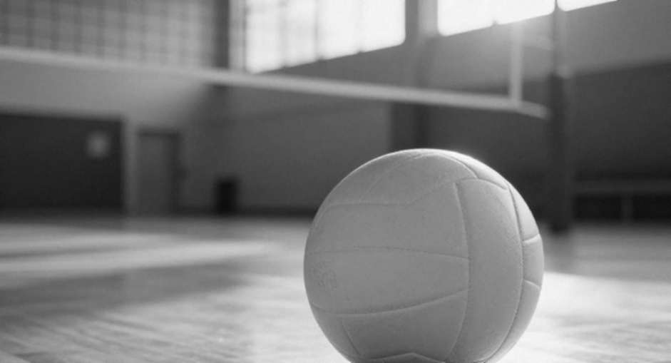 Ba mươi năm MOP bóng chuyền nữ NCAA: Khi bãi biển che khuất sân đấu