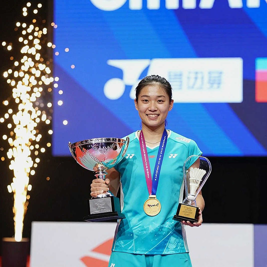 Vietnamese Badminton: The Void Behind an Icon